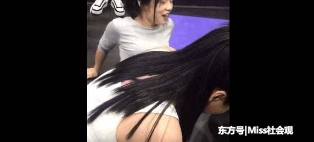 ʵ��: Ů�ӽ����˶��� ���������Ȳ��İ�Ħ �������Ѳ�����