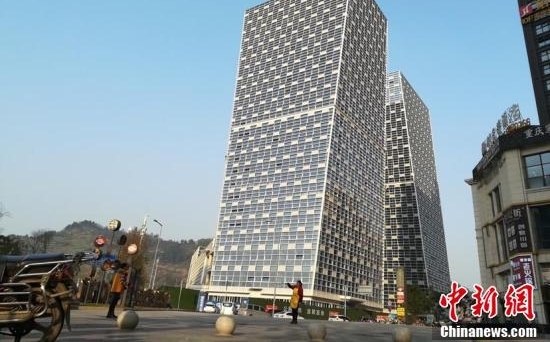 �����������ؽ��� ���״�¥б������