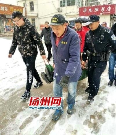 ���졢ҽ����Ա����ѩ�ؾ���������Ѯ����