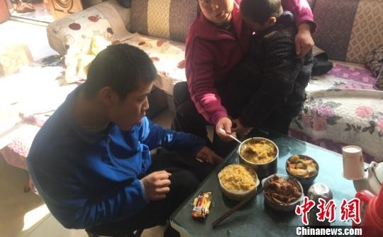 �㽭һĸ������＂ֱ����＂Ϊ��̱���β�:����������