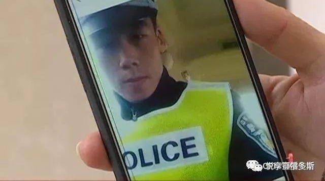 �������ӱ�������ײ��22�긨�������� ��һ�������� ��