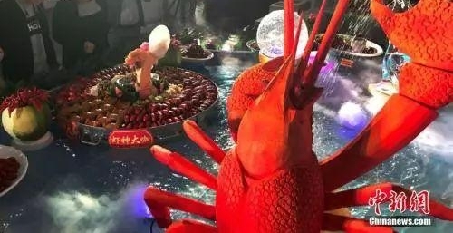 晨读 | 新生儿取名“马莎拉蒂” 大半年后后悔欲改名“马莎拉”