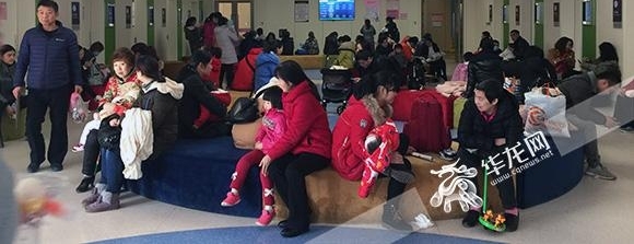 一个“喷嚏”累倒一群儿科医生“儿科医生荒”如何破
