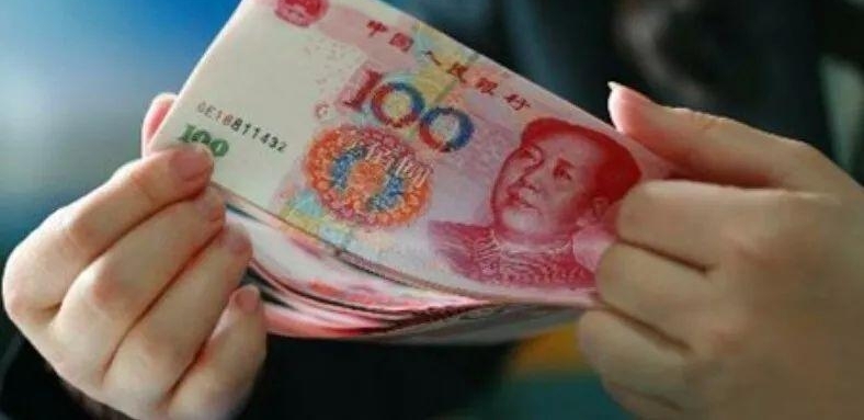 公司必须发年终奖?年底离职社保、公积金怎么办...你想知道的都在这