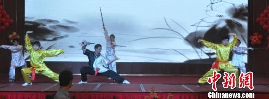 ����ý����붫�˺�����������ͨ