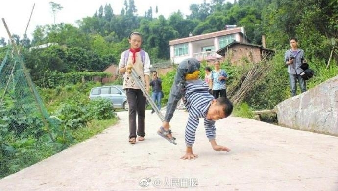 ��־��＂�����к?����Ϊƽ�����»�����