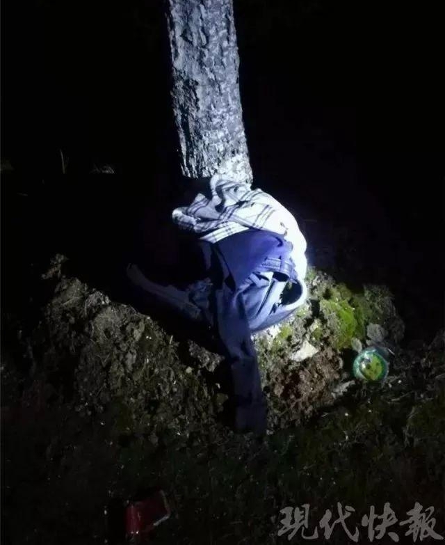 【泉州囧仙】月薪过万工程师裸露下体骚扰单身女子 还叫嚣:没穿裤子也犯法?