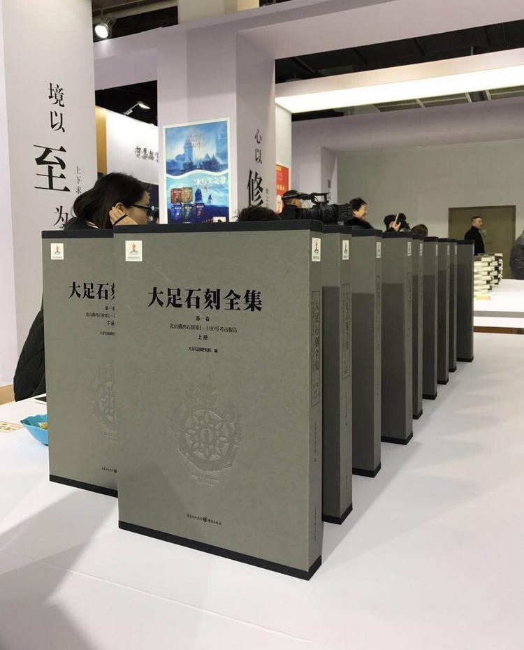晨读 | 新生儿取名“马莎拉蒂” 大半年后后悔欲改名“马莎拉”