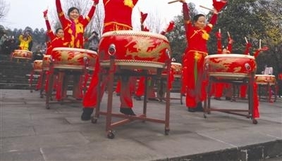 龙腾虎跃贺新年