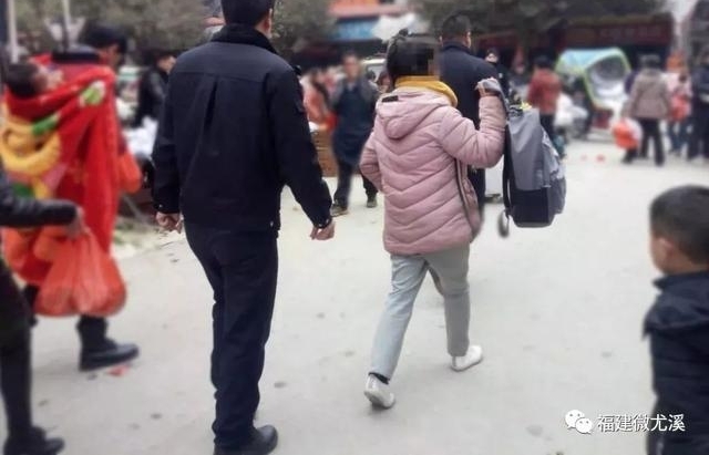 Ů����������Ϫ��ͷ���������֡���þ����������Ȼ�ǡ���