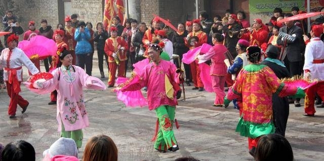 ũ�崺�ڵİ�������ӣ����Ǵ������ڻ���������Ƿ����ζ��