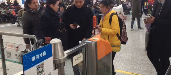 һ�鱬ͼ������ ���괺�˻�����ô���ɹ����˹�