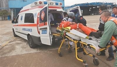 տ���������������뾳��Ա