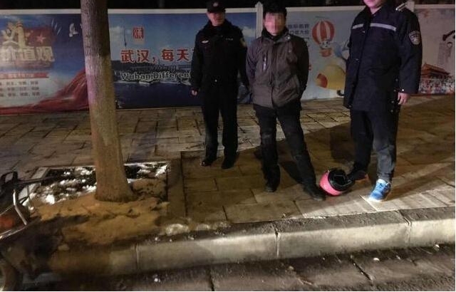 ���������С������������ �񾯿�һ���ｫ��ץ��