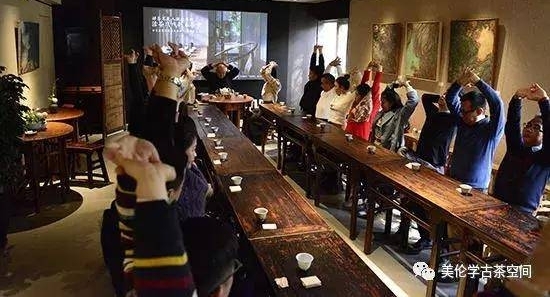 严绍云与学古茶空间里的“七杯茶疏”