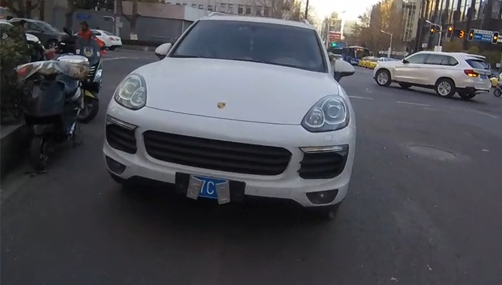 ���Ʊ��۵���˾���������������硱