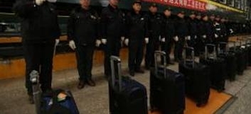 老梁的八千里春运支南路:站好最后一班岗确保旅客安全回家