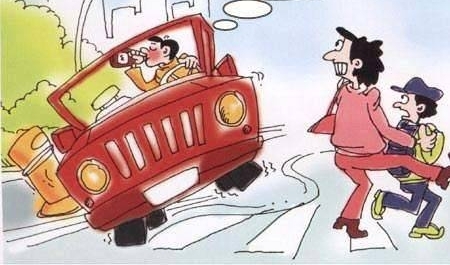男子酒后开车遇交警: 我没开车, 交警: 难道你车自动会跑?