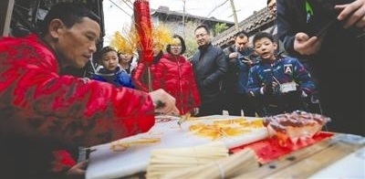 龙腾虎跃贺新年