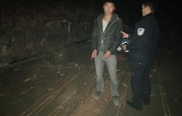 找老东家“借”27吨钢筋 换来看守所过年