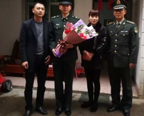 ������壬����̽���ӵܱ��¾���ˮŮ�ӣ������ӵܱ�Ӧ�����ģ�