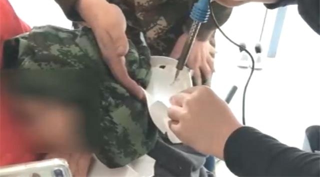 ��ͯͷ������������ ����Ա�õ��۰������