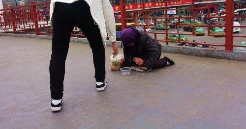 ���Ĵ���͸���������һ���黨���������˰��黨������ʽ��������
