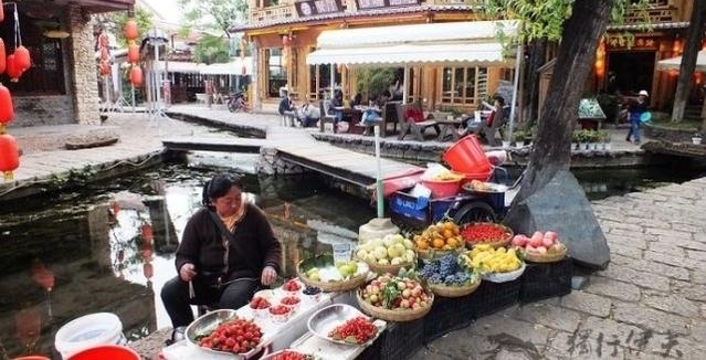 带你逛丽江集市,品丽江美食