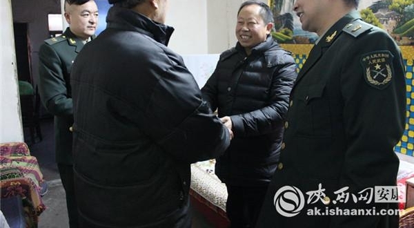 家门口的伫望——88岁抗美援朝老兵的感动!