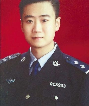哈尔滨特警 情人节被众女粉“表白”,6万多个ZAN,缘起于一个温暖善举...
