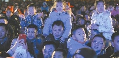 龙腾虎跃贺新年