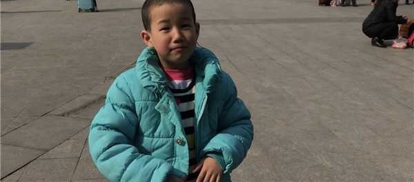 �������ա����߱�����һ��վƱ�������