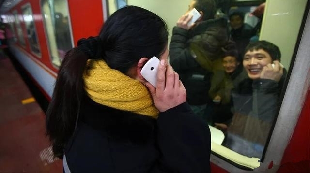 郑州一外卖小哥除夕夜加班送外卖