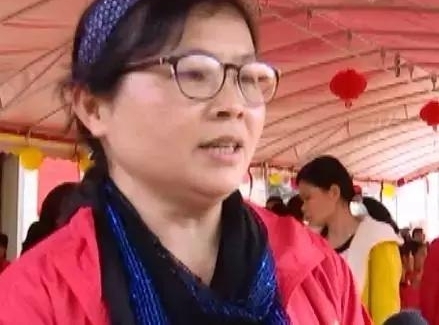 怀集县诗洞镇万安寨、凤岗镇四村村举办外嫁女回娘家探亲活动