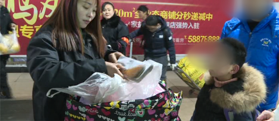 ����Я�˵������챻�� �ɷ�:��Ǯ��� ƾɶ������