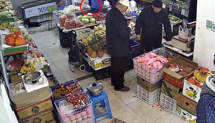 �������ʱ˳�ߵ����ֻ��񾯽���һ�콫��ץ��