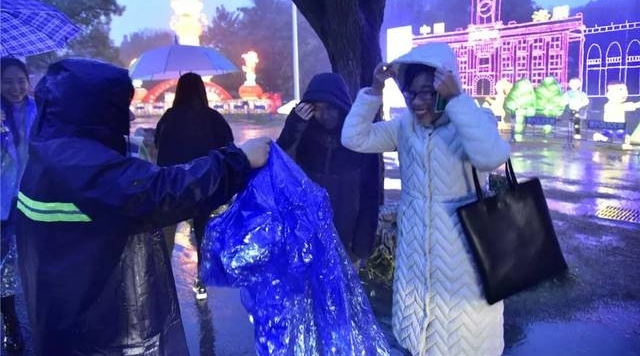 央视《新闻联播》又为武汉打call了!
