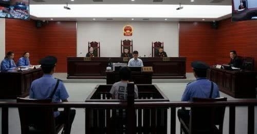 ����һKTV��������ǿ��Ů�� ��ͥ�ϱ�ơ����к������ˡ���������