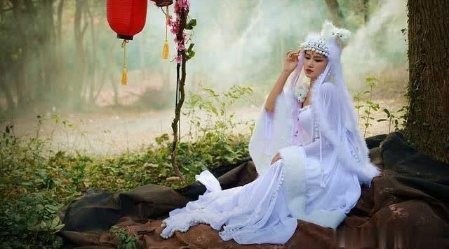 民间故事:九尾雪狐