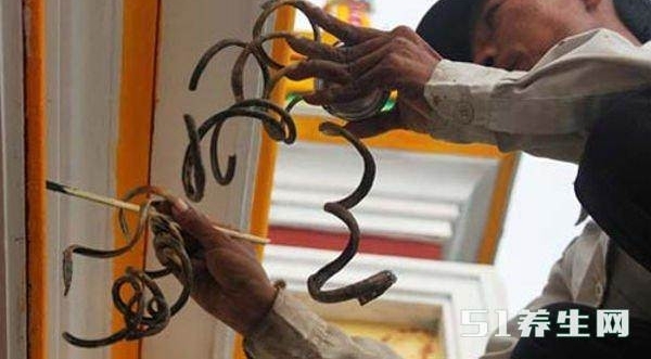 Խ�ϴ���35�겻��ָ�ף�Ϊ�˲�ϴ�衢�����ӷֿ�˯��