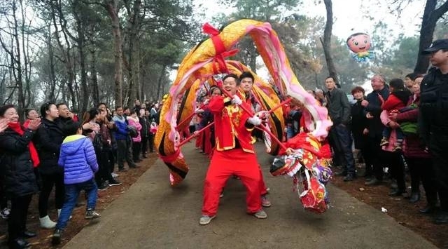 央视《新闻联播》又为武汉打call了!