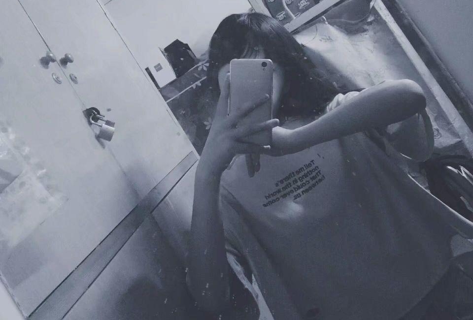 90��֧��Ů��ѧ�������ֻ���¼����У԰����������������һ�Ρ�