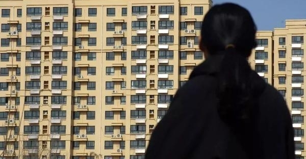司考最难题目变成现实:丈夫去世留下房产 10多人拥有继承权