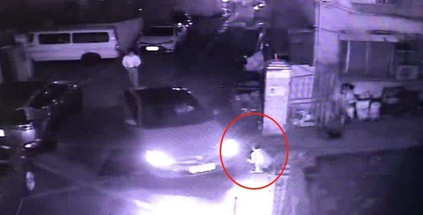 深圳6岁男孩与姐姐玩耍时 被轿车碾压身亡