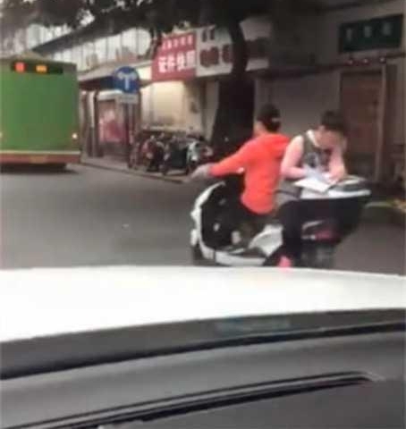 �̹����ϵ�������·��֮�� ��д��ҵ��С���ѡ���Ȧռ�˻���