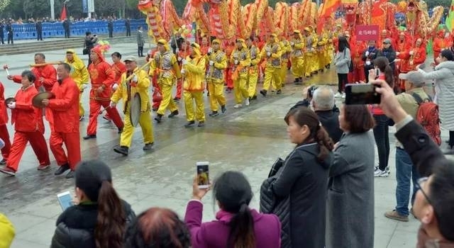 央视《新闻联播》又为武汉打call了!