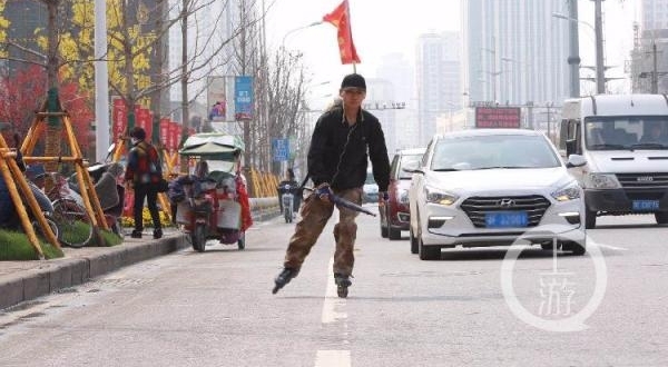 �ӱ�����������90��С��19�컬����ǧ����ؼ�
