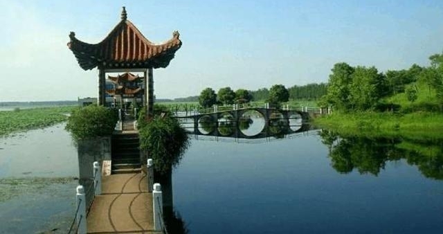 湖北最土豪的村,是湖北现代化功能齐备的中心村