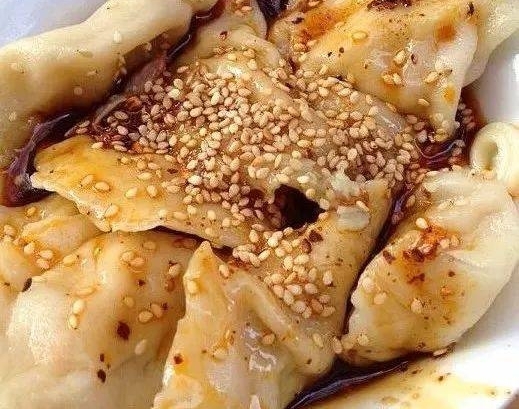 ���������ϵİ���С����������ӵ����ĳɶ�ζ��