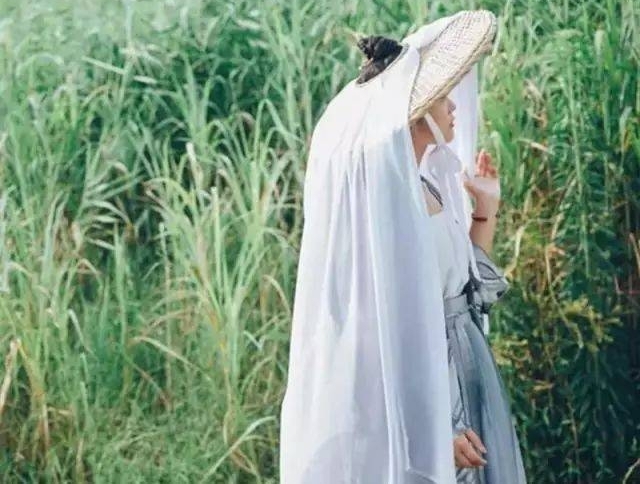 从汉服迷到云裳阁主理人,她说:做我喜欢的事,不争